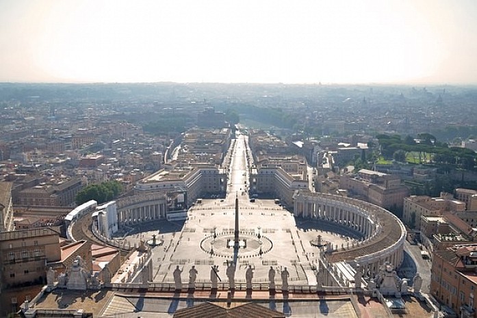 Ватикан: вид с Собора Святого Петра