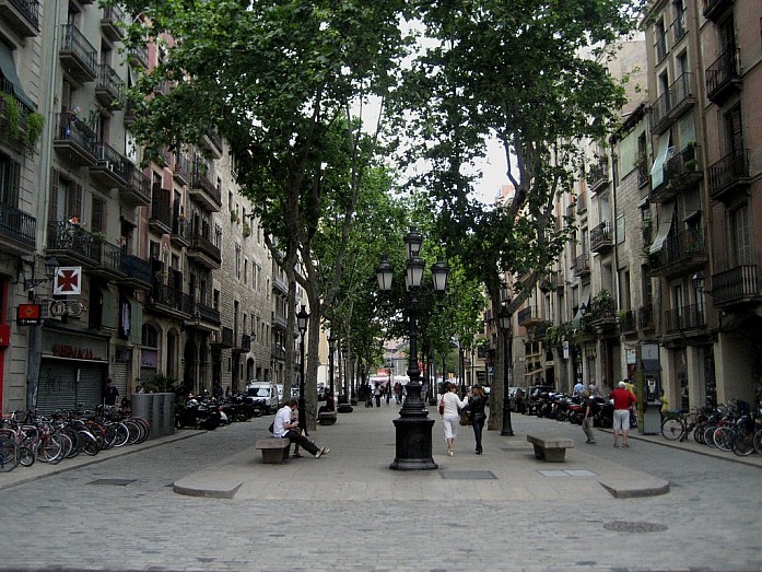 Улица в Барселоне