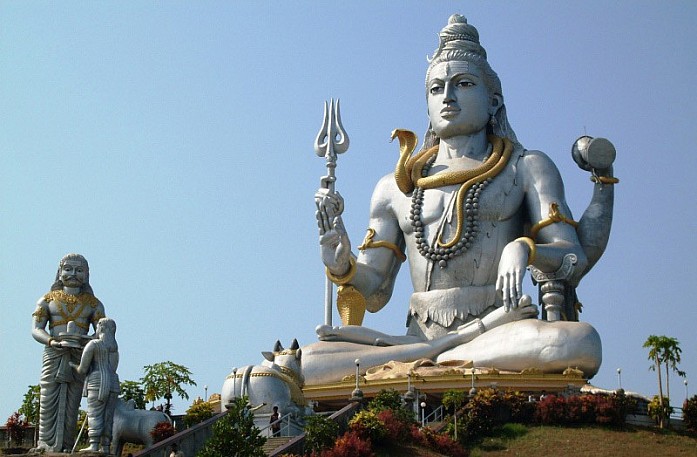 Самая высокая в мире статуя Шивы