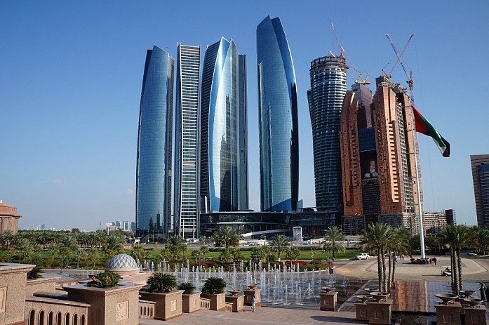 Небоскребы в Абу-Даби.
