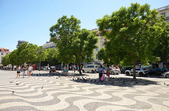 Мозаика на площади Росиу